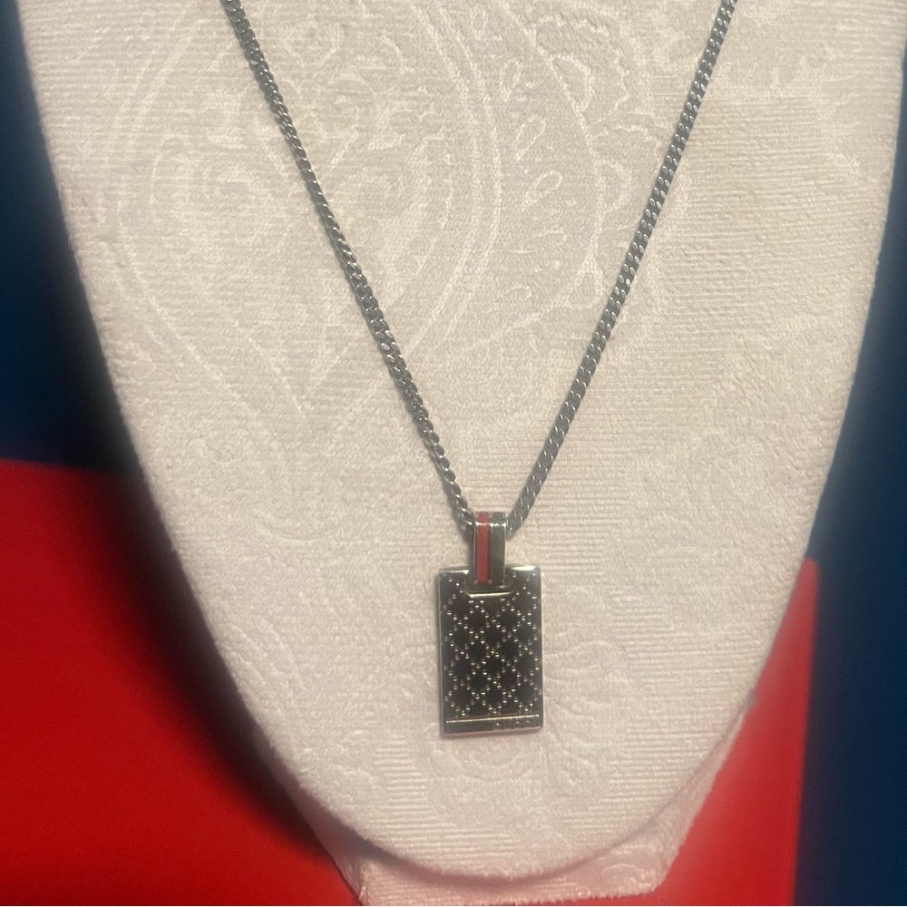 Gucci Silver-Tone Rectangular Pendant Necklace Wi… - image 3